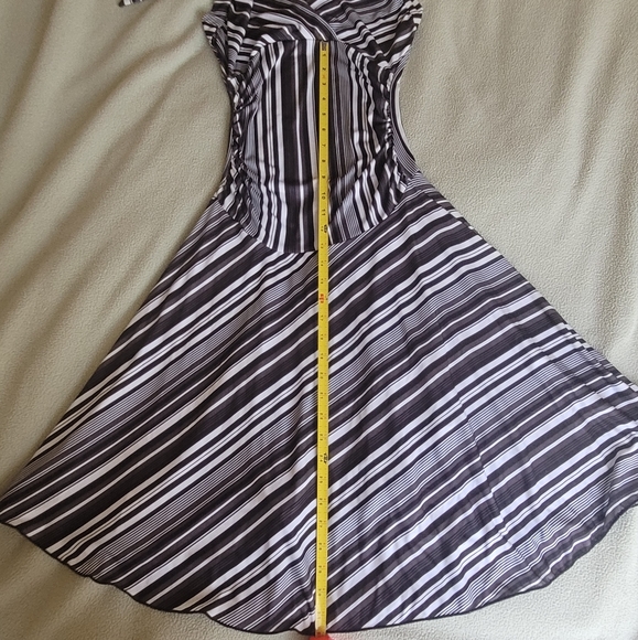 Ruby Halter Dress - Picture 6 of 7